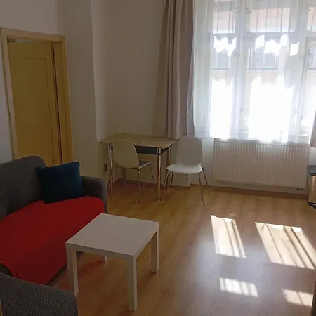 Bright And Cozy - 3 Min To Old Town Square *