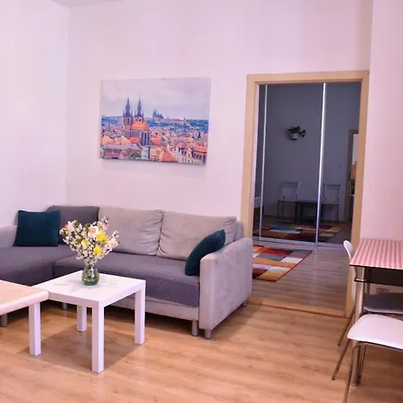 Bright And Cozy - 3 Min To Old Town Square דירה פראג