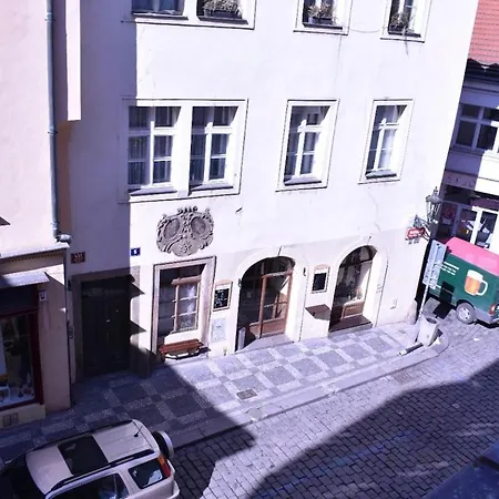 Bright And Cozy - 3 Min To Old Town Square *