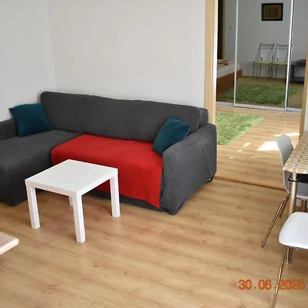 Bright And Cozy - 3 Min To Old Town Square Daire *