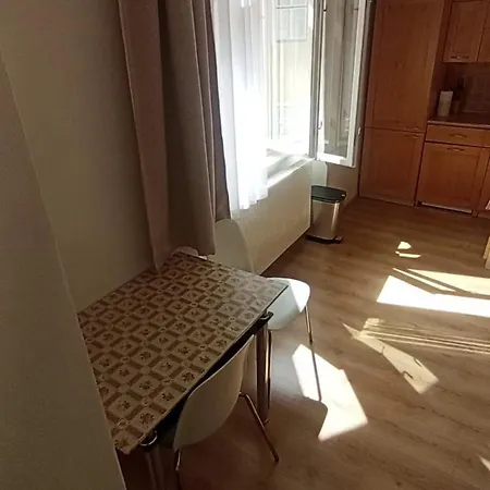 Daire Bright And Cozy - 3 Min To Old Town Square Prag