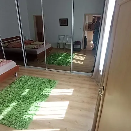 Bright And Cozy - 3 Min To Old Town Square Daire Prag