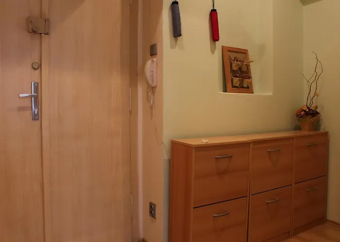 Apartmán Bright And Cozy - 3 Min To Old Town Square *