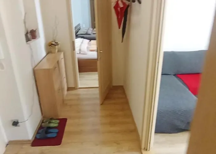 Bright And Cozy - 3 Min To Old Town Square Praha