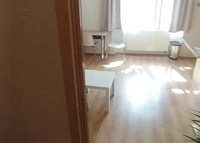 Apartmán Bright And Cozy - 3 Min To Old Town Square Praha
