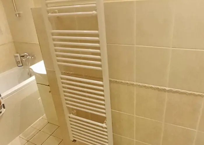 Apartmán Bright And Cozy - 3 Min To Old Town Square Praha